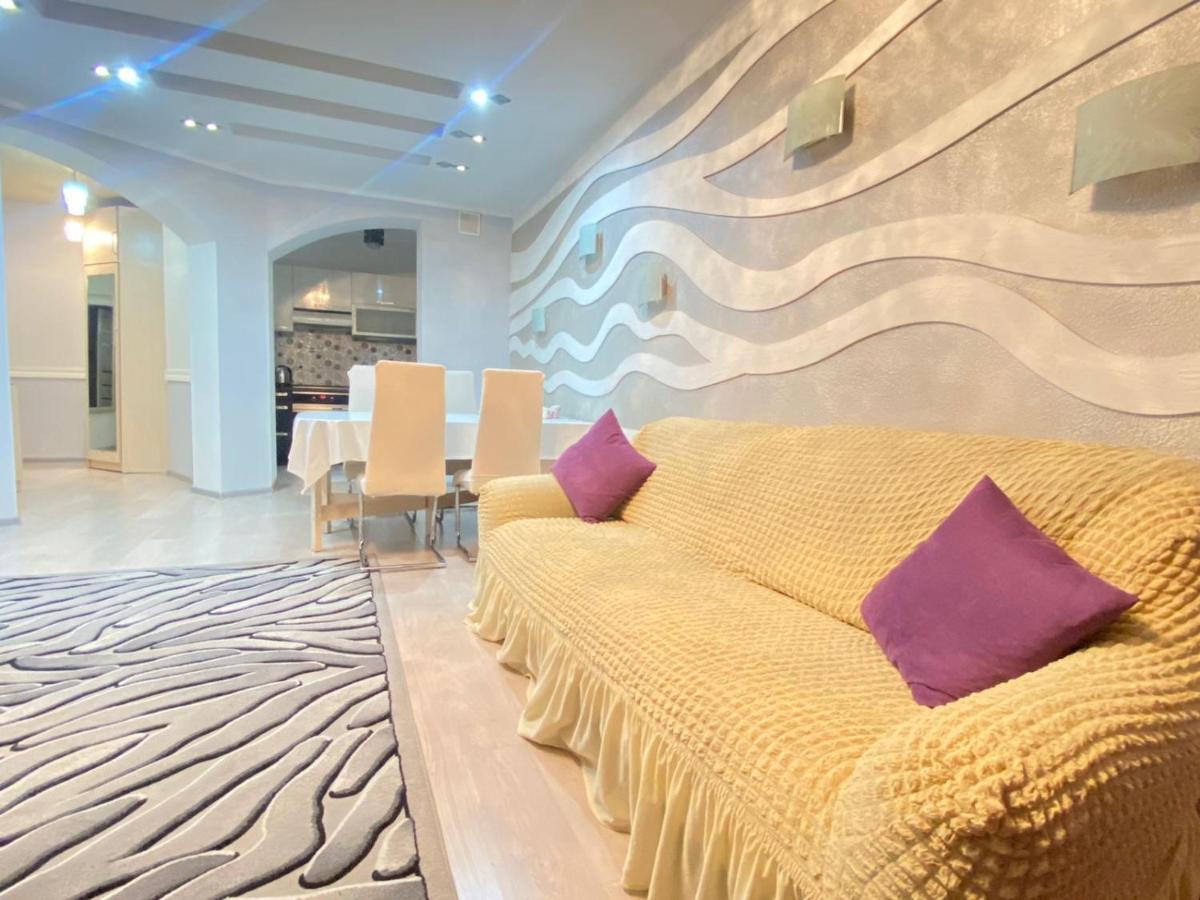Apartamento Алтын Булак 2 Almatý Exterior foto