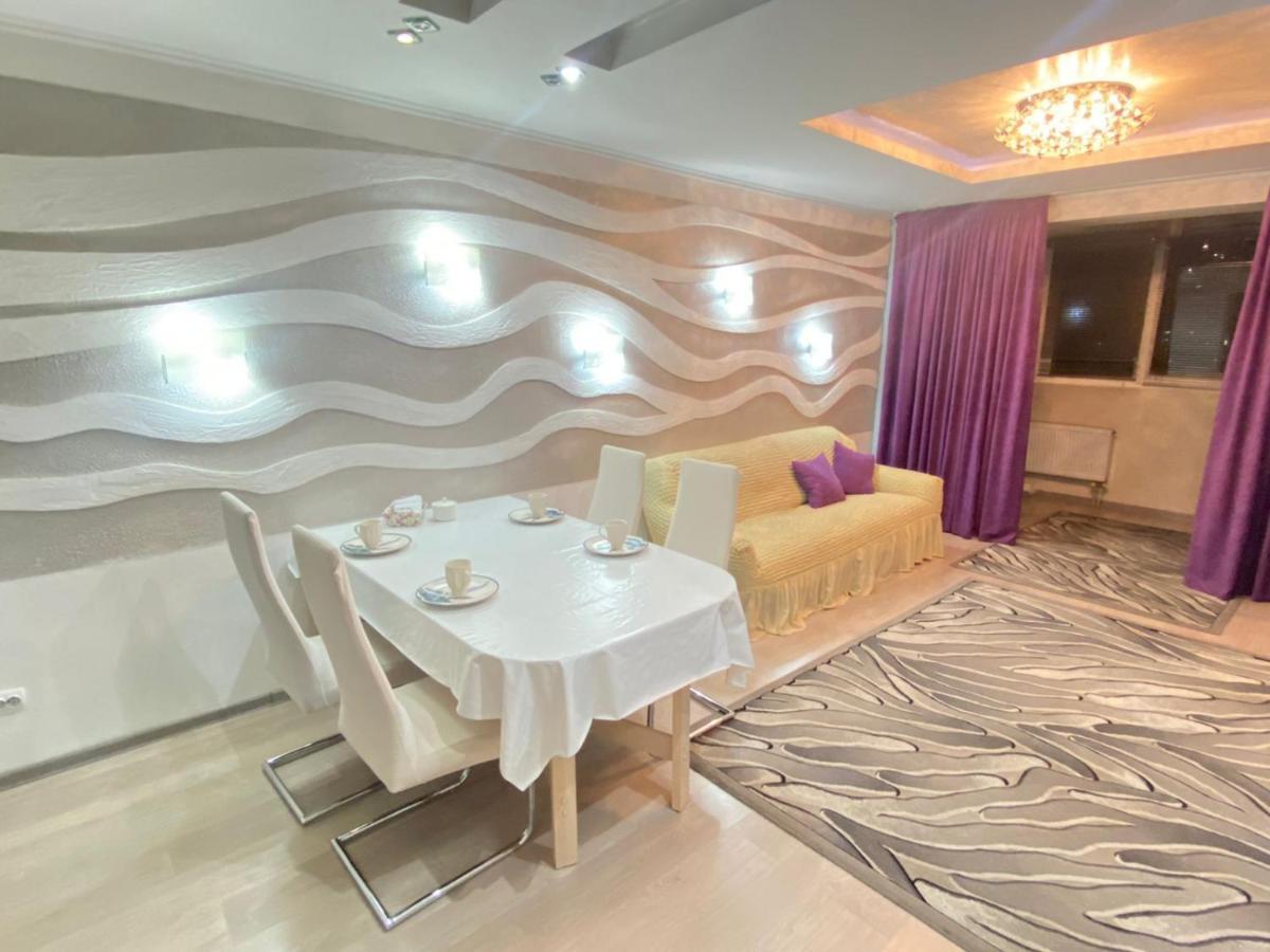 Apartamento Алтын Булак 2 Almatý Exterior foto